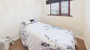 Photo 5- click for photo gallery